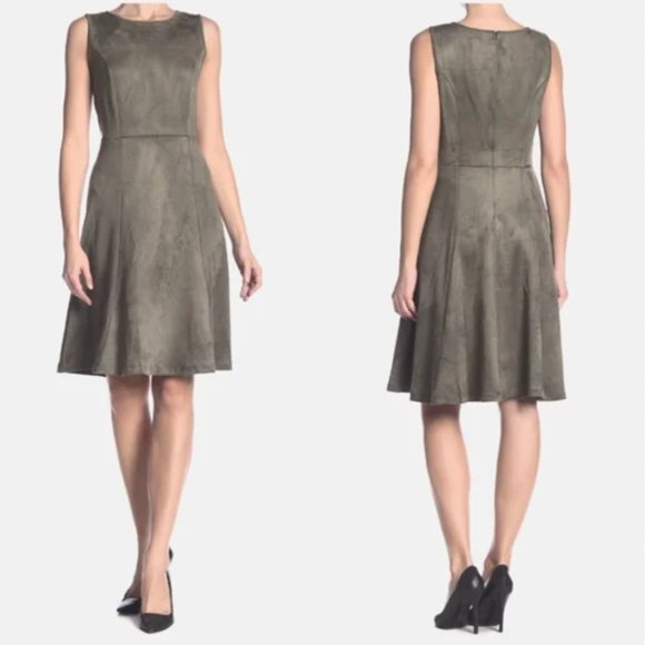 Philosophy Dresses & Skirts - PHILOSOPHY FAUX LEATHER SHEATH DRESS - SIZE 6